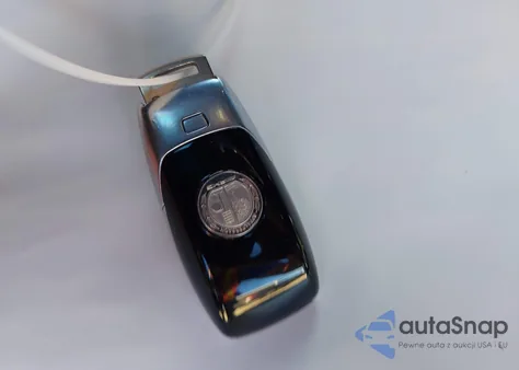 2019 Mercedes-Benz C 300 из США, поврежденный, VIN 55SWF8DB2KU288660